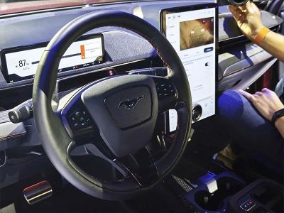 Ford Mustang Mach-E Premium AWD